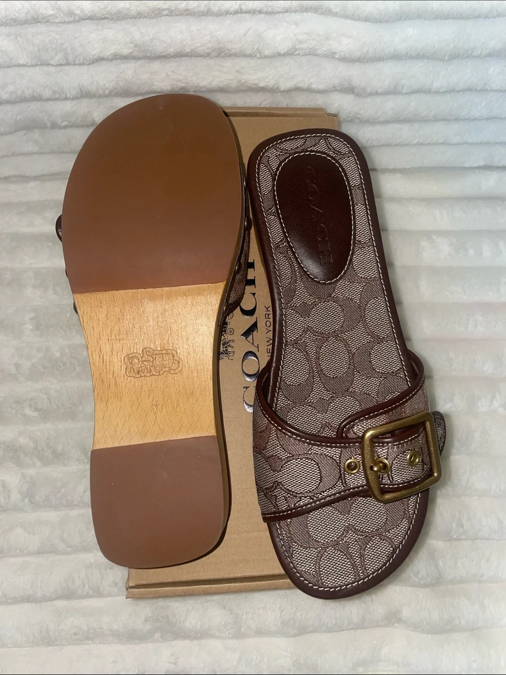 NIB Coach Margot Signature Oak/Maple Jacquard Wooden Platform Sandal Women’s 7